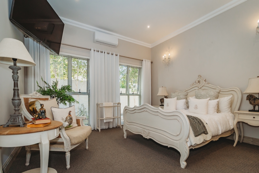 3 Bedroom Property for Sale in Kraaibosch Manor Western Cape